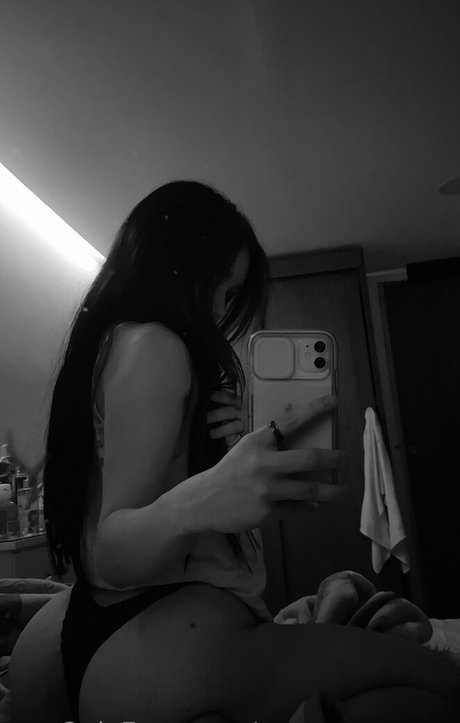 Photo nue de fuite OnlyFans de Caroamayaaaa