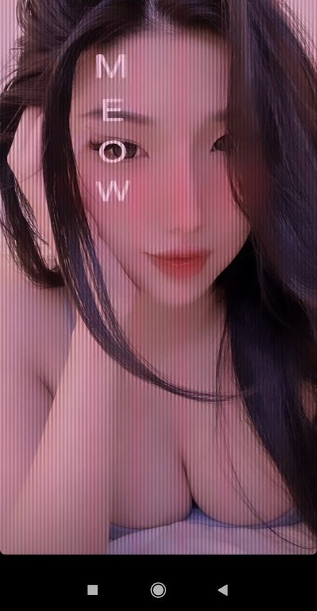 Photo nue de fuite OnlyFans de Duyenn Hipp