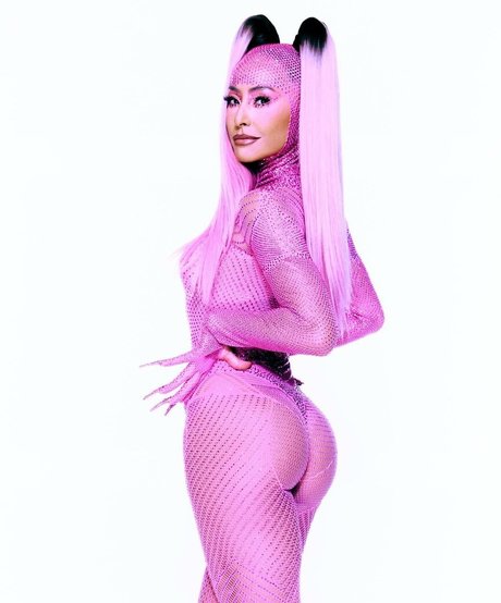 Photo nue de fuite OnlyFans de Sabrina Sato