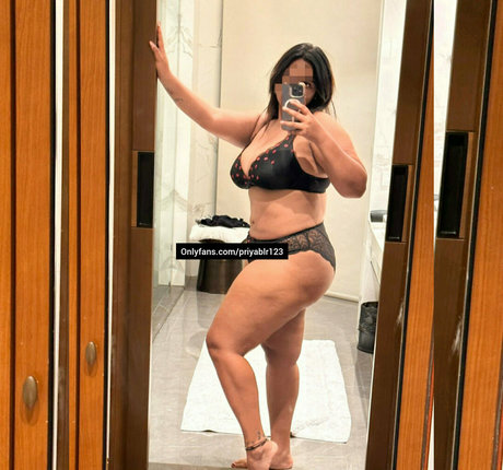 Photo nue de fuite OnlyFans de Priyablr123