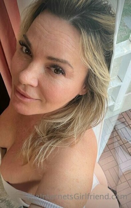 Photo nue de fuite OnlyFans de Danadearmondfree