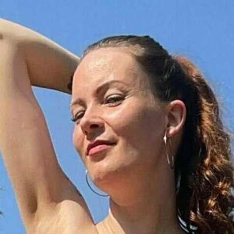 Photo nue de fuite OnlyFans de Momssecretsfree