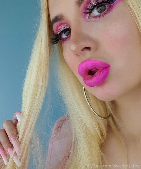 Photo nue de fuite OnlyFans de Vivianrosefree