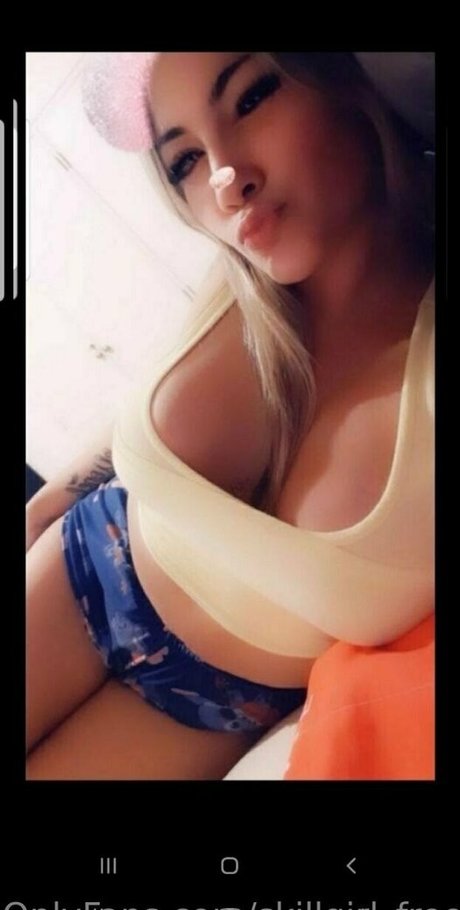 Photo nue de fuite OnlyFans de Skillgirlfree
