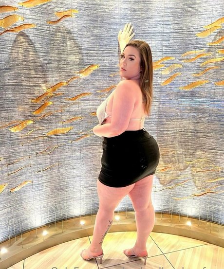 Photo nue de fuite OnlyFans de Realmollysplacefree