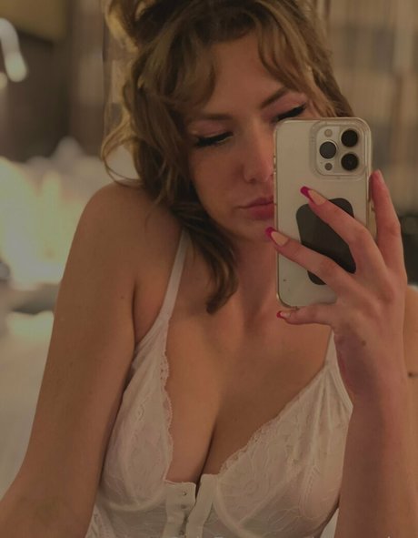 Photo nue de fuite OnlyFans de Mxssmiaa