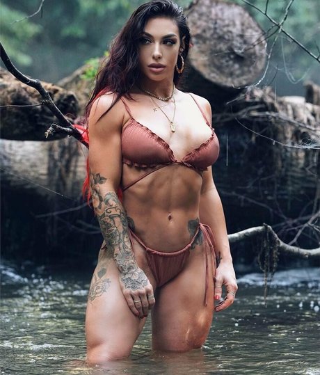 Photo nue de fuite OnlyFans de Kayla Rossi