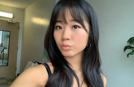 Photo nue de fuite OnlyFans de Evelyn Ha