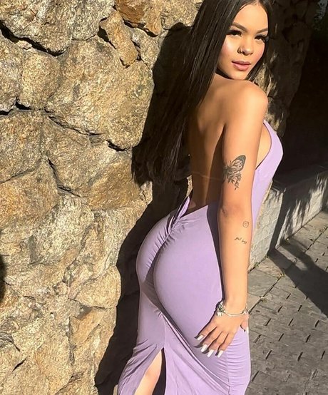 Photo nue de fuite OnlyFans de Karambaliviaa