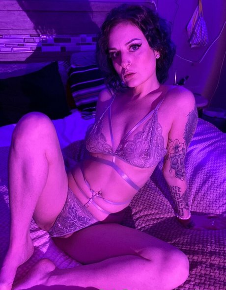 Photo nue de fuite OnlyFans de Aprilaura
