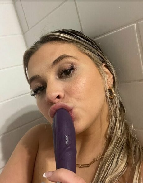 Photo nue de fuite OnlyFans de Willowclarkvip