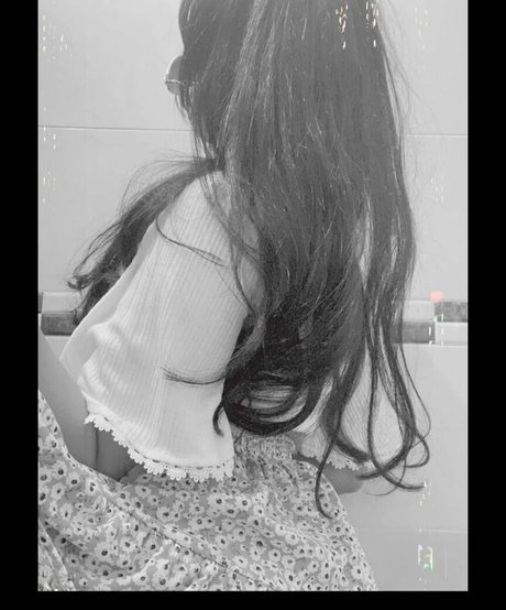 Photo nue de fuite OnlyFans de Mimita