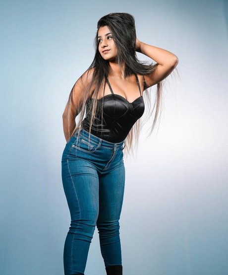 Photo nue de fuite OnlyFans de Suhana Khan