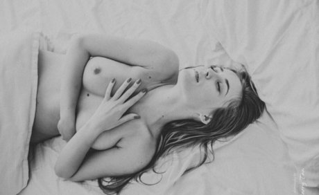Photo nue de fuite OnlyFans de Adela Patrascan