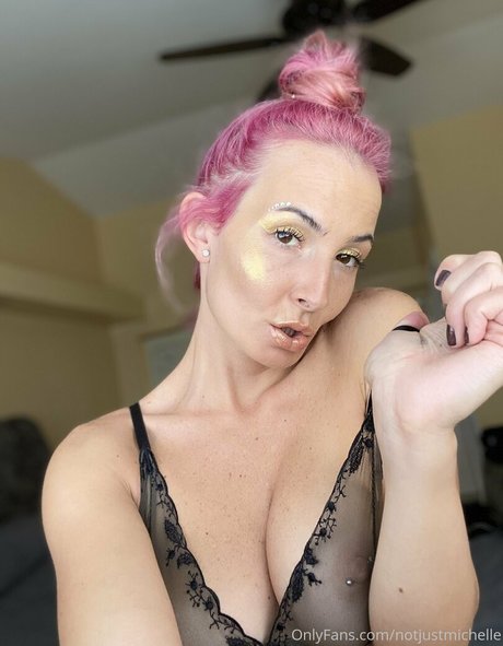 Photo nue de fuite OnlyFans de Rosenroses