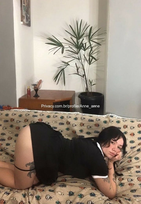 Photo nue de fuite OnlyFans de Anne Noeme