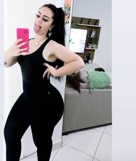 Photo nue de fuite OnlyFans de Poliana Steambeyker