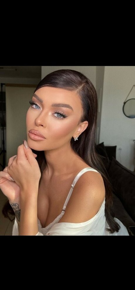 Photo nue de fuite OnlyFans de Mishel Aydin