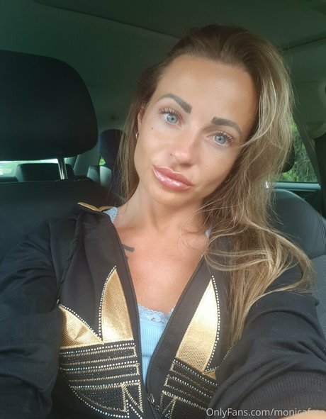 Photo nue de fuite OnlyFans de Yourmonicaa