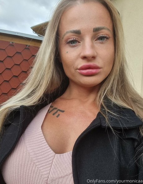 Photo nue de fuite OnlyFans de Yourmonicaa