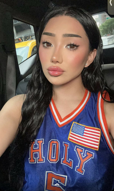 Photo nue de fuite OnlyFans de Nikita Dragun
