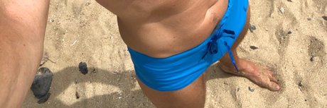 Photo nue de fuite OnlyFans de Lareom