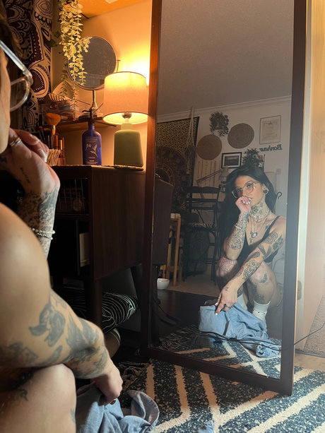 Photo nue de fuite OnlyFans de Fallen Angel