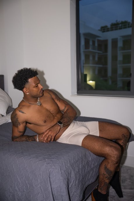 Photo nue de fuite OnlyFans de Prince