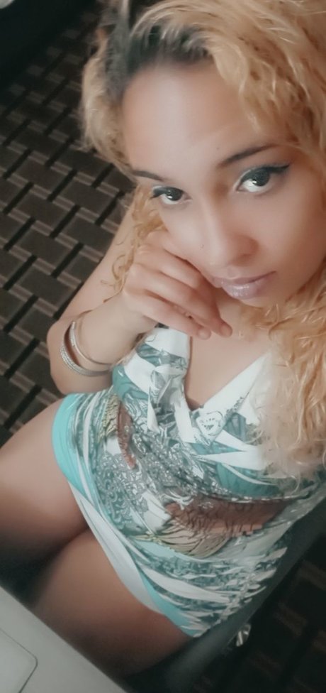 Photo nue de fuite OnlyFans de Priscilla Knox