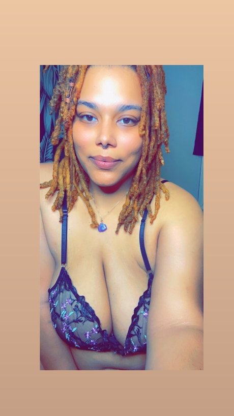 Photo nue de fuite OnlyFans de Darla Jenae
