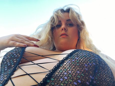 Photo nue de fuite OnlyFans de Queen B