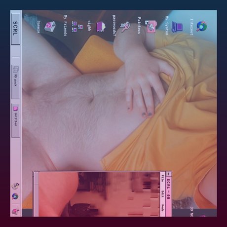 Photo nue de fuite OnlyFans de Chubby Queer Angel