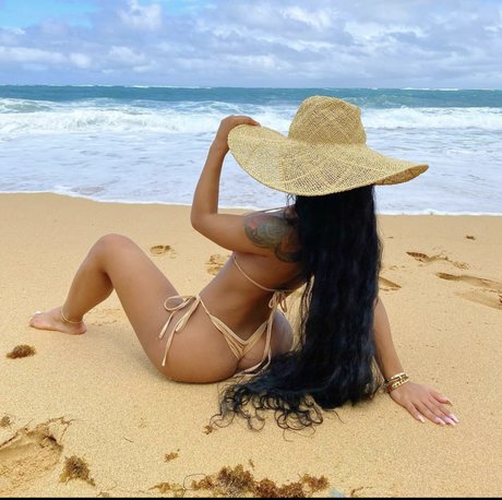 Photo nue de fuite OnlyFans de Baddassbella
