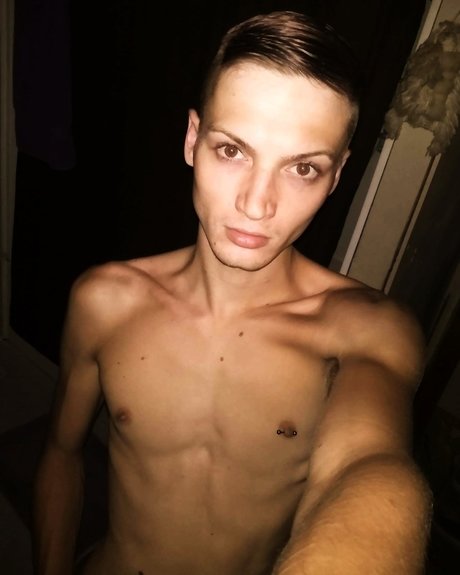Photo nue de fuite OnlyFans de Cutieboi4life