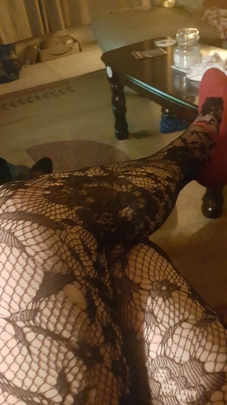 Photo nue de fuite OnlyFans de Racheals Legs And Feet In Hoisery Pics