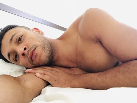 Photo nue de fuite OnlyFans de Eder