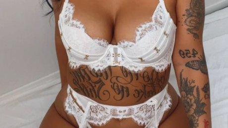 Photo nue de fuite OnlyFans de Eden