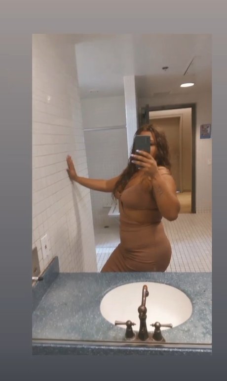 Photo nue de fuite OnlyFans de Quinn
