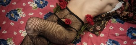 Photo nue de fuite OnlyFans de Queer Full Of Fear