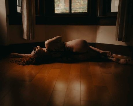 Photo nue de fuite OnlyFans de Queen Nova