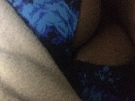 Photo nue de fuite OnlyFans de Finequeen