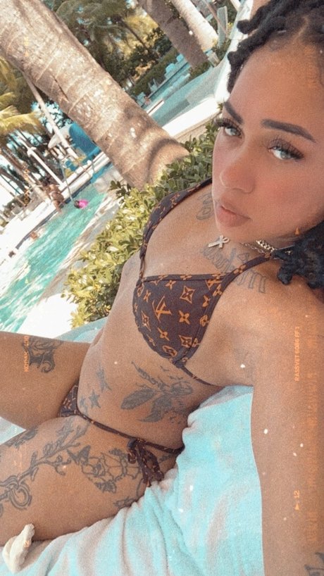 Photo nue de fuite OnlyFans de Bae