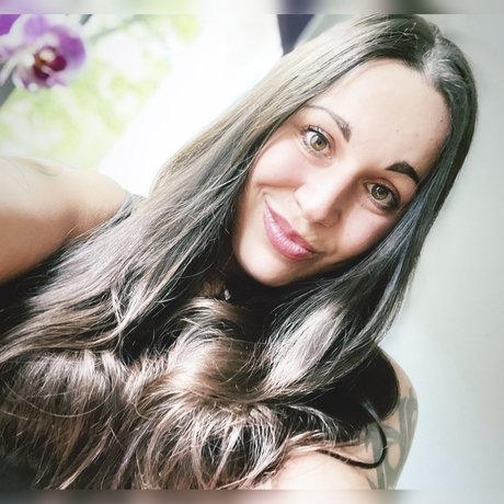Photo nue de fuite OnlyFans de Darklioness90