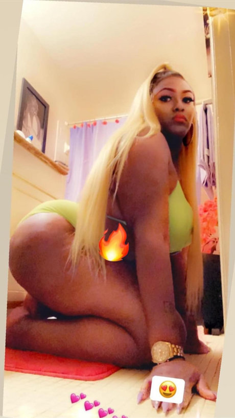 Photo nue de fuite OnlyFans de Barbiedreams