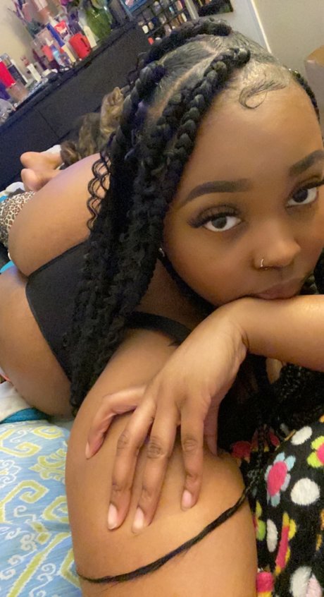 Photo nue de fuite OnlyFans de Itszay