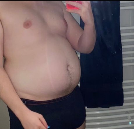 Photo nue de fuite OnlyFans de Evergrowingboy