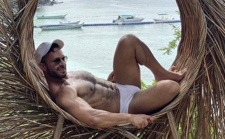 Photo nue de fuite OnlyFans de Adam Champ