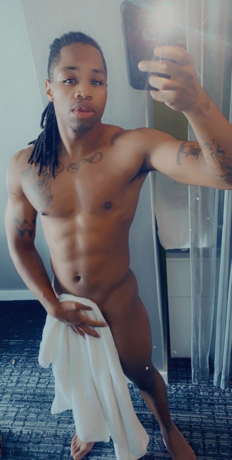 Photo nue de fuite OnlyFans de Ray Walk