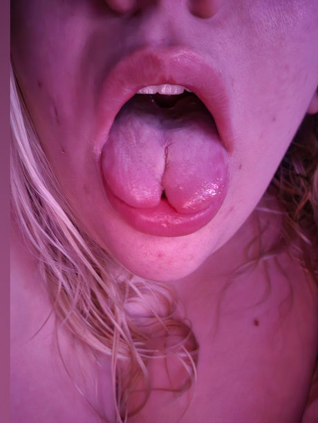 Photo nue de fuite OnlyFans de Rayven Rosario