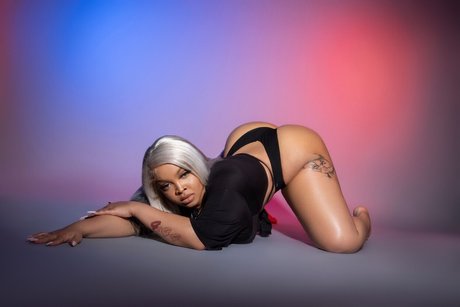 Photo nue de fuite OnlyFans de Honeys Hideout 